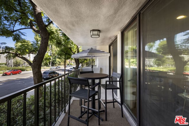 330 W California Boulevard 101, Pasadena, CA 91105 — photo 9 of 49