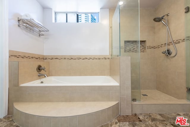 10531 Ashton Avenue 202, Los Angeles, CA 90024 — photo 17 of 23