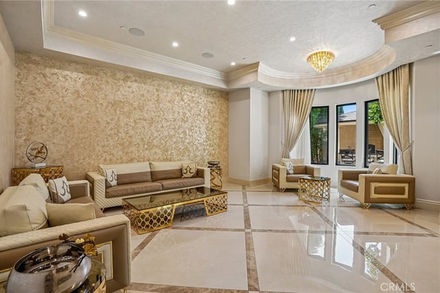 5513 Murietta Avenue, Sherman Oaks, CA 91401 — photo 15 of 74