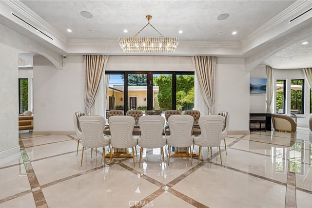 5513 Murietta Avenue, Sherman Oaks, CA 91401 — photo 17 of 74