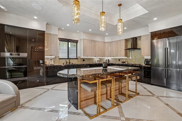 5513 Murietta Avenue, Sherman Oaks, CA 91401 — photo 23 of 74