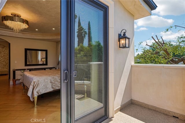 5513 Murietta Avenue, Sherman Oaks, CA 91401 — photo 52 of 74