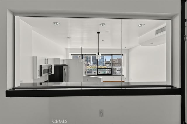 1100 Wilshire Boulevard 2207, Los Angeles, CA 90017 — photo 8 of 35