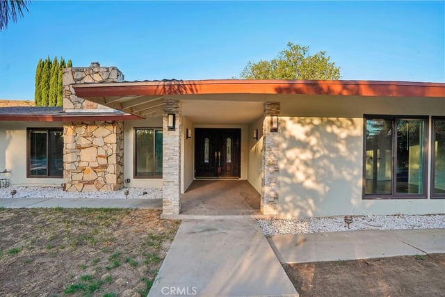 12384 Woodley Avenue, Granada Hills, CA 91344 — photo 3 of 46