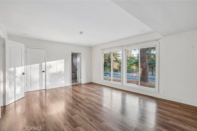12384 Woodley Avenue, Granada Hills, CA 91344 — photo 31 of 46