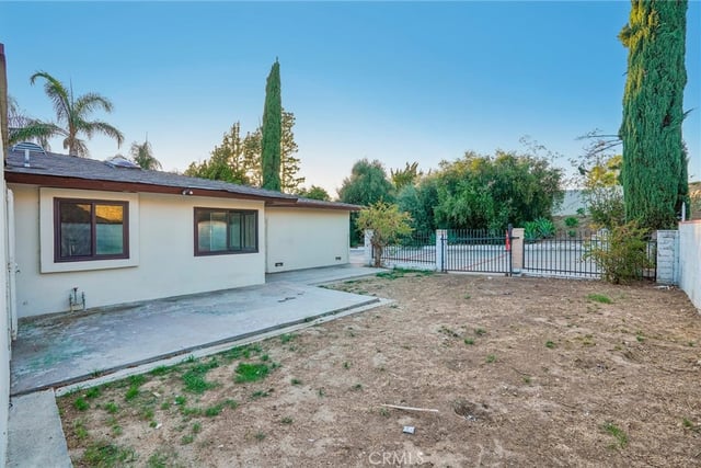 12384 Woodley Avenue, Granada Hills, CA 91344 — photo 37 of 46