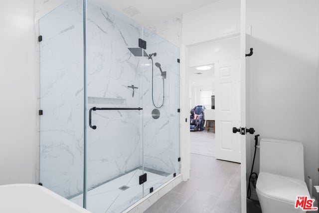1032 4th Avenue, Los Angeles, CA 90019 — photo 13 of 39