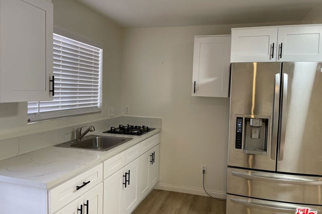 1032 4th Avenue, Los Angeles, CA 90019 — photo 37 of 39