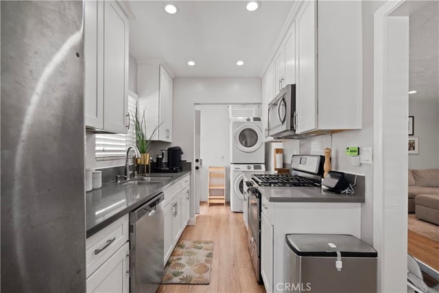 22620 Menlo, Torrance, CA 90502 — photo 10 of 30