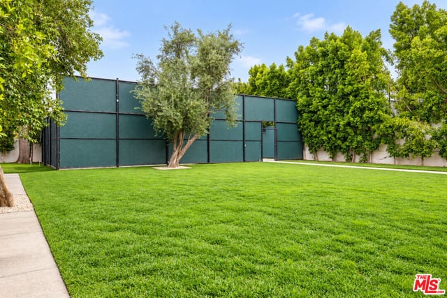 17524 Jayden Lane, Encino, CA 91316 — photo 10 of 44