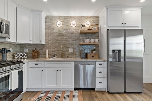 409 N Avon, Burbank, CA 91505 — photo 19 of 34