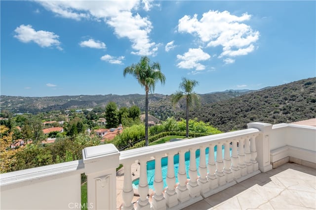 23484 PARK COLOMBO, Calabasas, CA 91302 — photo 30 of 40