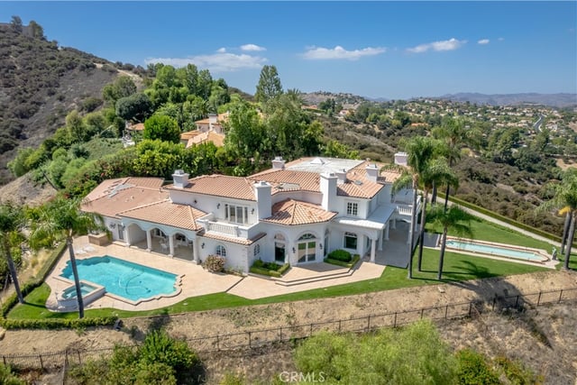 23484 PARK COLOMBO, Calabasas, CA 91302 — photo 36 of 40