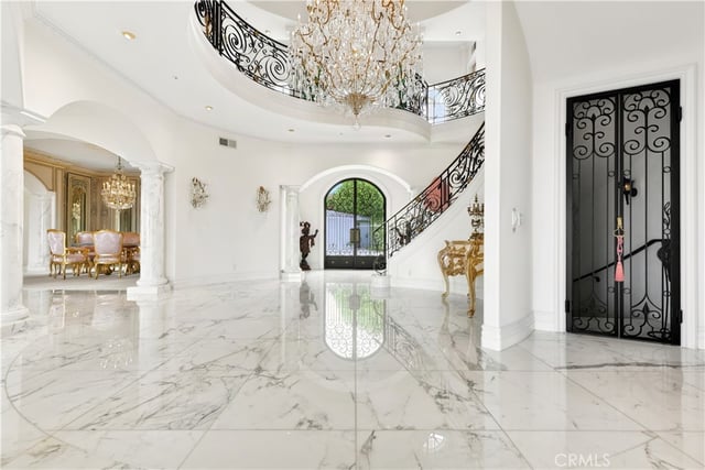 23484 PARK COLOMBO, Calabasas, CA 91302 — photo 4 of 40