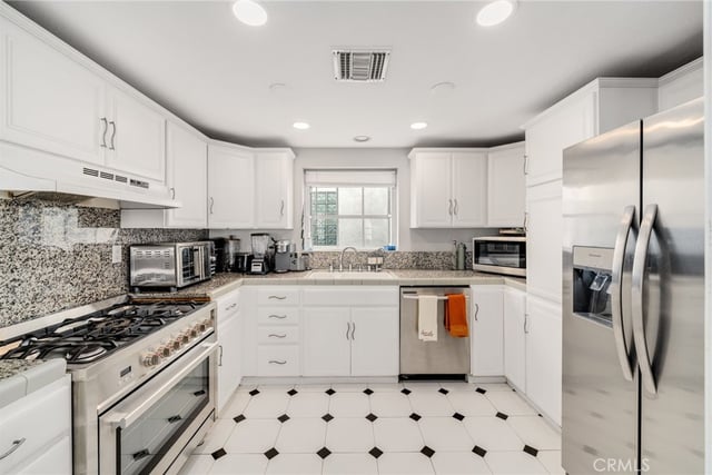 6020 Ocean Boulevard, Long Beach, CA 90803 — photo 20 of 46