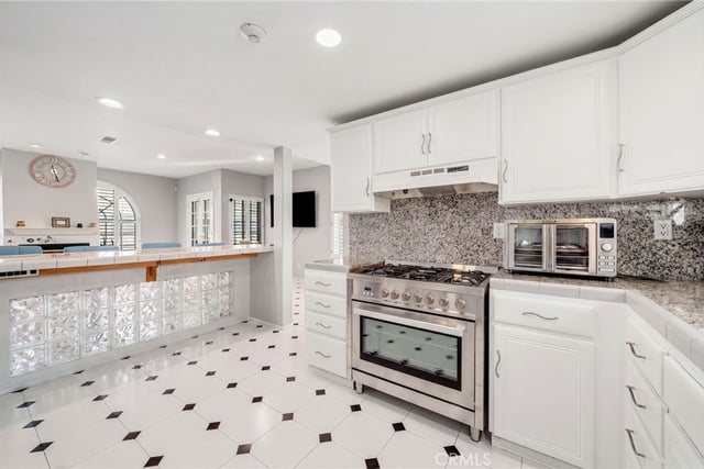 6020 Ocean Boulevard, Long Beach, CA 90803 — photo 21 of 46