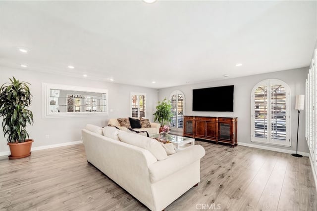 6020 Ocean Boulevard, Long Beach, CA 90803 — photo 5 of 46