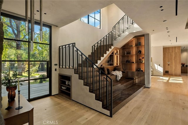 5134 Oakdale, Woodland Hills, CA 91364 — photo 12 of 56