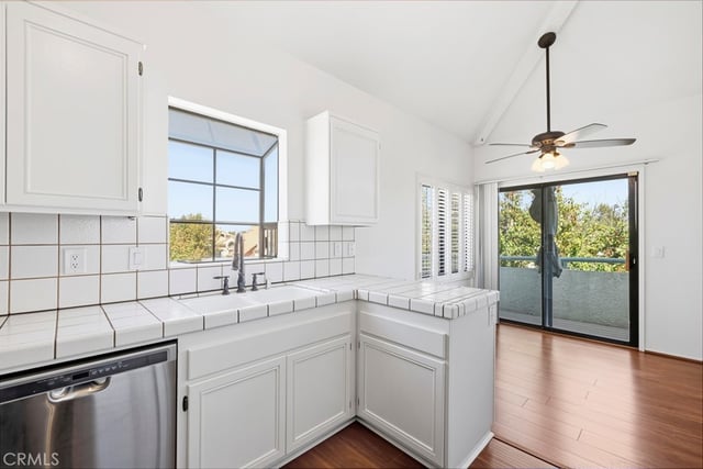 18102 Erik Court 554, Canyon Country, CA 91387 — photo 13 of 52