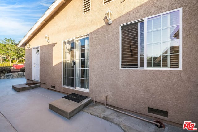 537 Stanford Road, Burbank, CA 91504 — photo 25 of 50