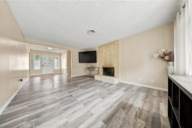 43818 Halcom, Lancaster, CA 93536 — photo 3 of 26