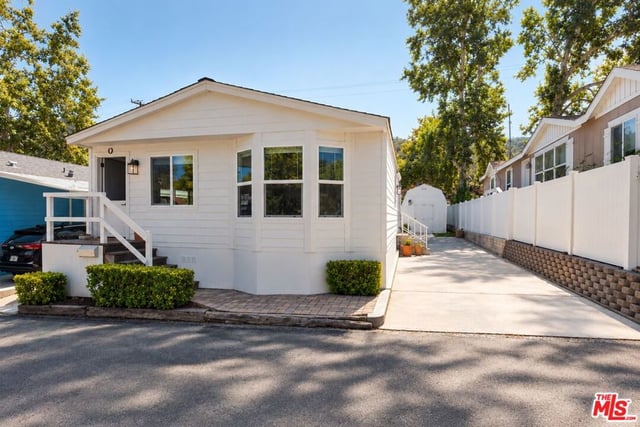 30473 Mulholland Highway Spc. 4, Agoura Hills, CA 91031 — photo 2 of 26