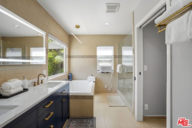4744 Camellia Avenue, Valley Village, CA 91602 — photo 32 of 72
