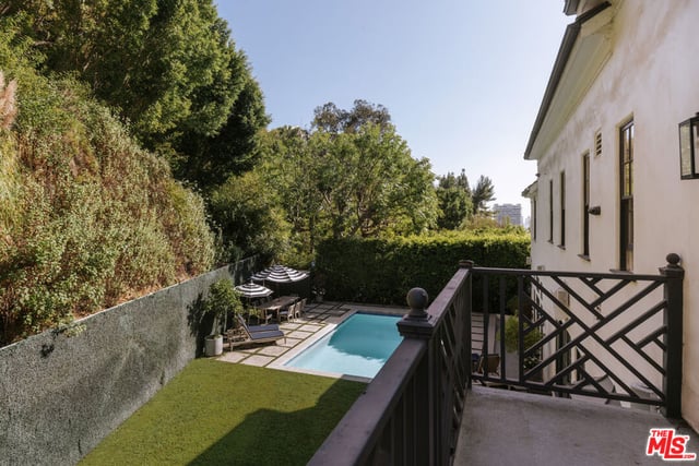 1460 N Doheny Drive, Los Angeles, CA 90069 — photo 23 of 26