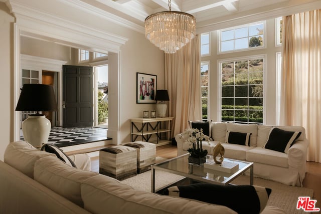 1460 N Doheny Drive, Los Angeles, CA 90069 — photo 5 of 26