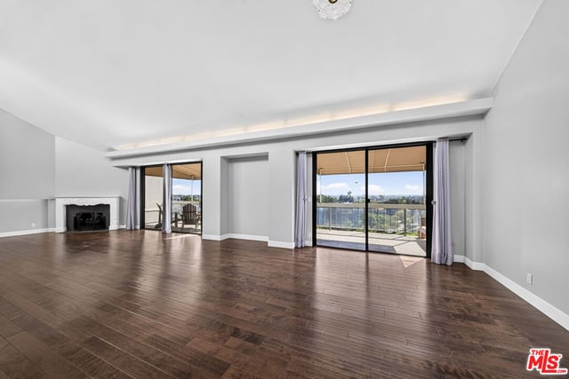 4460 Wilshire Boulevard 701, Los Angeles, CA 90010 — photo 13 of 34
