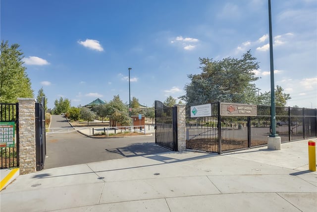 12634 Amboy Avenue, Sylmar, CA 91342 — photo 42 of 52
