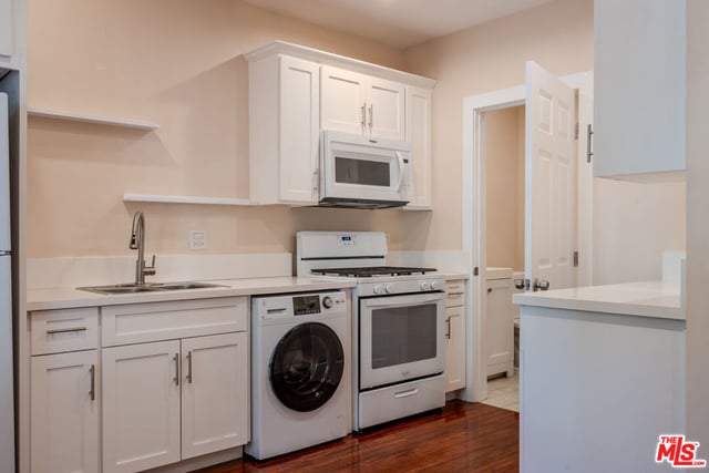 1115 N Beverly Glen Boulevard, Los Angeles, CA 90077 — photo 17 of 25