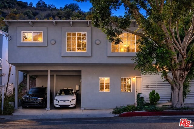 1115 N Beverly Glen Boulevard, Los Angeles, CA 90077 — photo 2 of 25