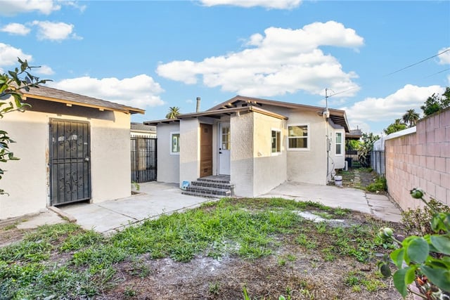 1116 W 76th Street, Los Angeles, CA 90044 — photo 27 of 33