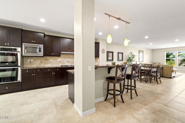 1532 Seabridge Lane, Oxnard, CA 93035 — photo 5 of 58