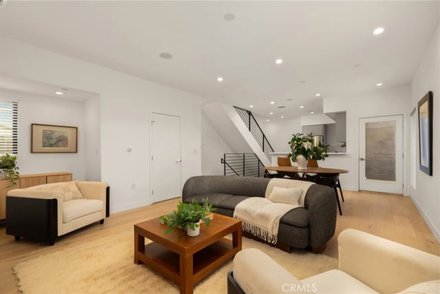 233 N Burlington Avenue, Echo Park, CA 90026 — photo 9 of 24