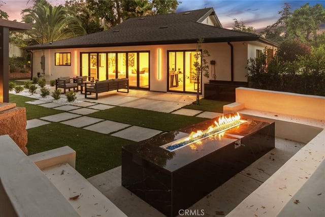 22850 Margarita, Woodland Hills, CA 91364 — photo 38 of 42