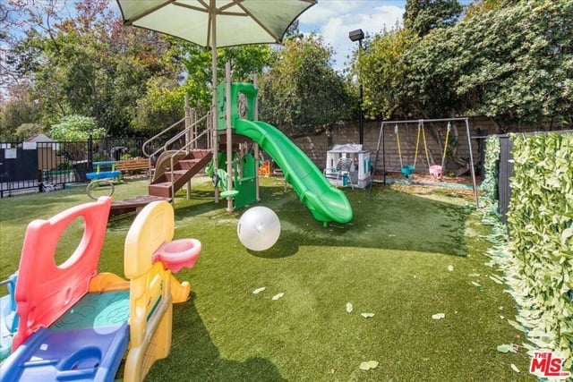 10115 Summertime Lane, Culver City, CA 90230 — photo 18 of 31