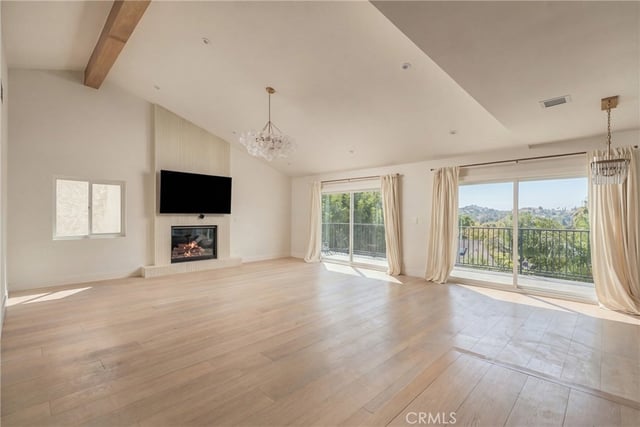 4825 Galendo Street, Woodland Hills, CA 91364 — photo 5 of 47