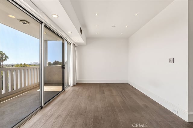 999 N Doheny 310, West Hollywood, CA 90069 — photo 10 of 32
