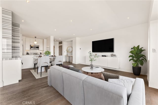 999 N Doheny 310, West Hollywood, CA 90069 — photo 12 of 32