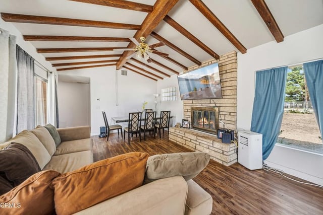 2714 W Avenue M8, Palmdale, CA 93551 — photo 7 of 27
