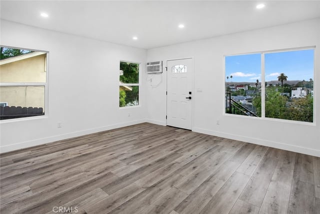 216 - 218 N Park View Street, Los Angeles, CA 90026 — photo 16 of 25