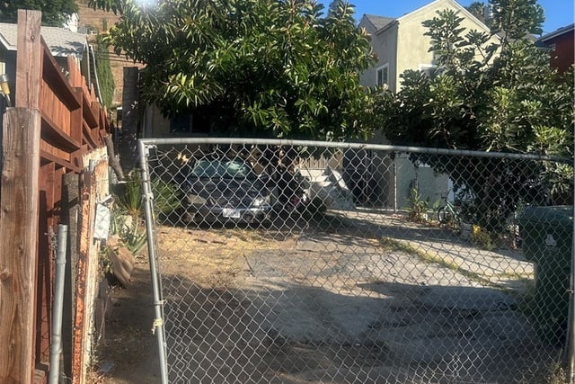 5065 Alhambra, Los Angeles, CA 90032 — photo 2 of 3