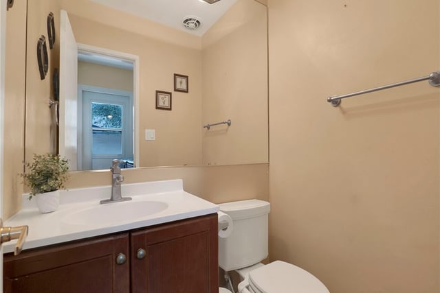 500 Via Providencia, Burbank, CA 91501 — photo 23 of 46