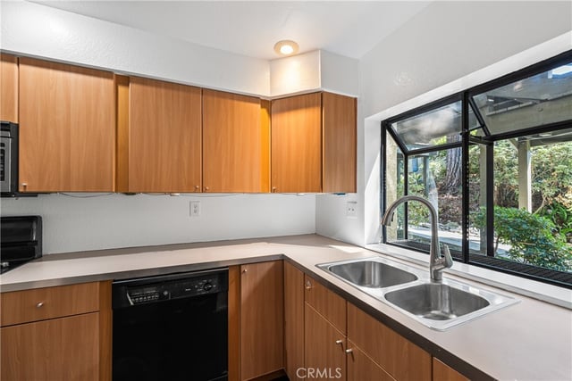 1052 Seco 104, Pasadena, CA 91103 — photo 27 of 43