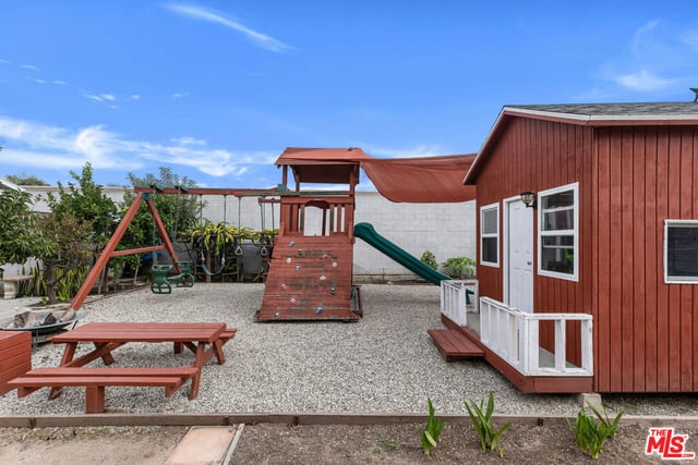 10914 S Osage Avenue, Inglewood, CA 90304 — photo 31 of 38