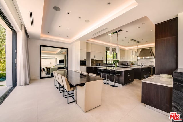 565 Evelyn Place, Beverly Hills, CA 90210 — photo 15 of 60