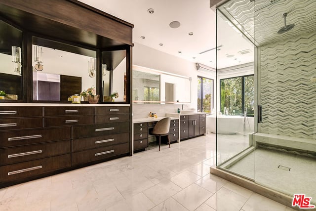 565 Evelyn Place, Beverly Hills, CA 90210 — photo 23 of 60
