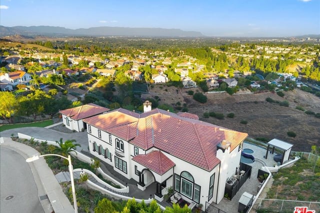 7450 Wiscasset Drive, West Hills, CA 91304 — photo 3 of 40